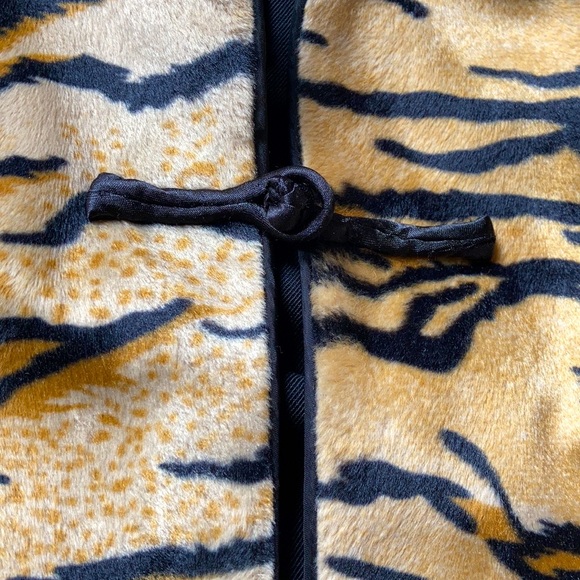 Tiger striped Boho faux fur lightweight jacket - Picture 2 of 8